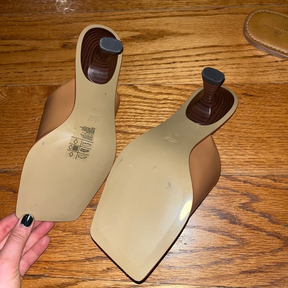 H&M shoes kitten heels - Picture 2 of 2